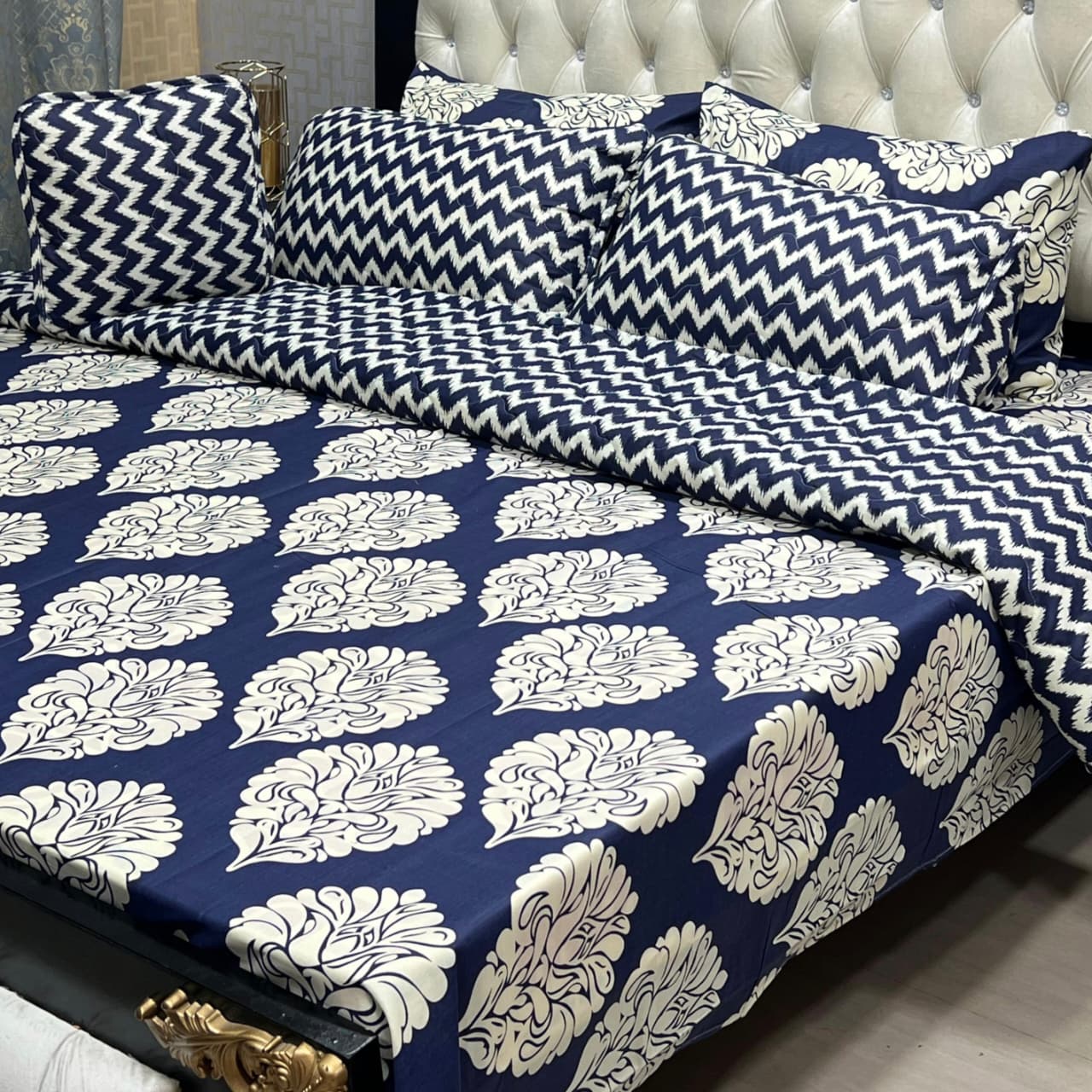 Elegant 7-Piece King Size Comforter Set